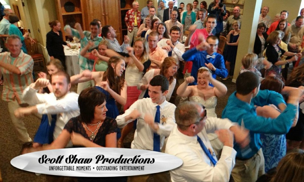 Dancing With DJ Scott Shaw DJ Scott Shaw Fills The Dance Floor